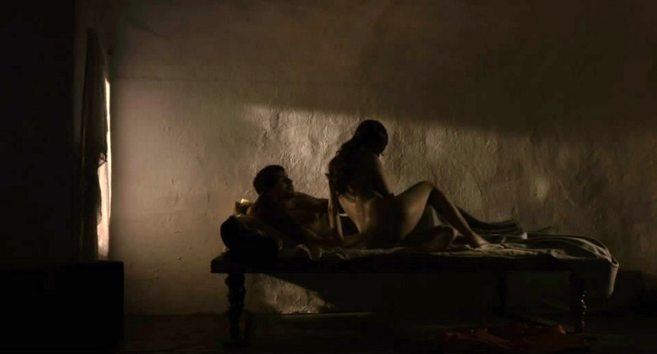 Фрида Селена Пинто голая