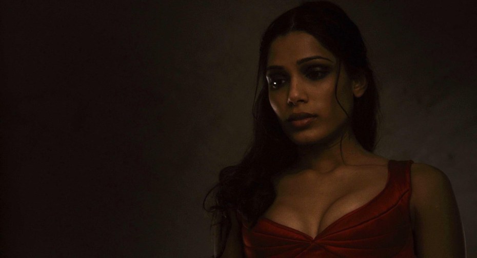 Фрида Пинто постельные сцены