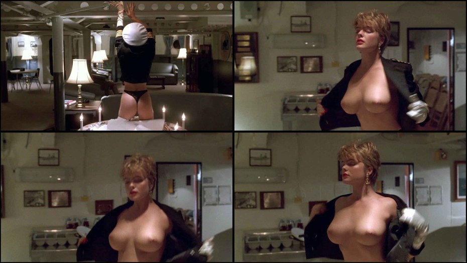 Erika Eleniak в осаде (under Siege)
