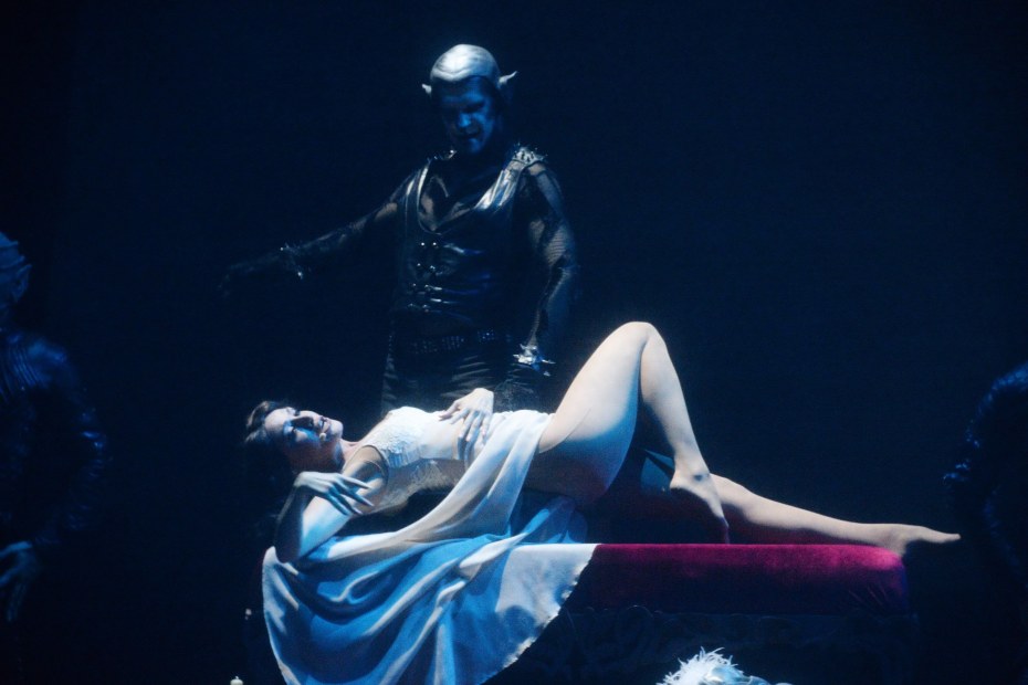 Рита фалтояно отсасывает