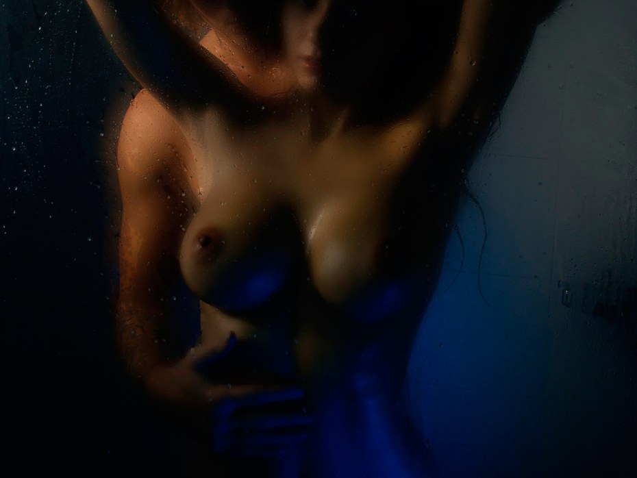 Эротические картинки черно белые