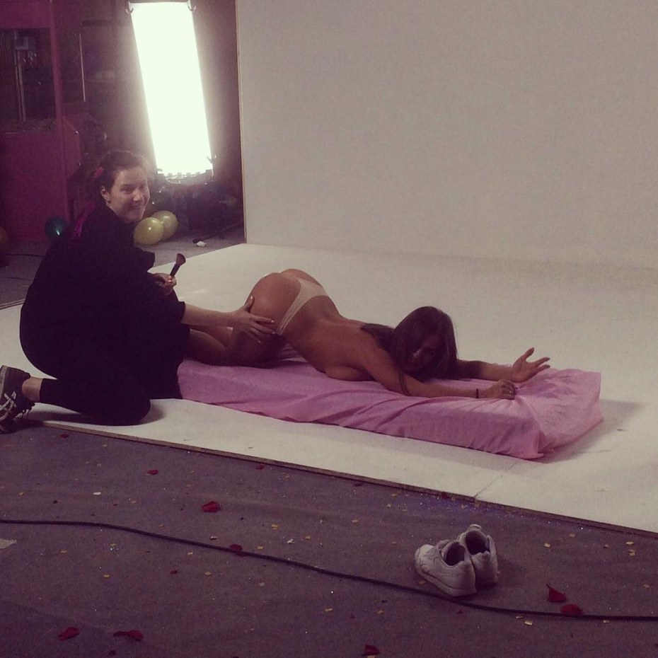 Софья Таюрская little big ню