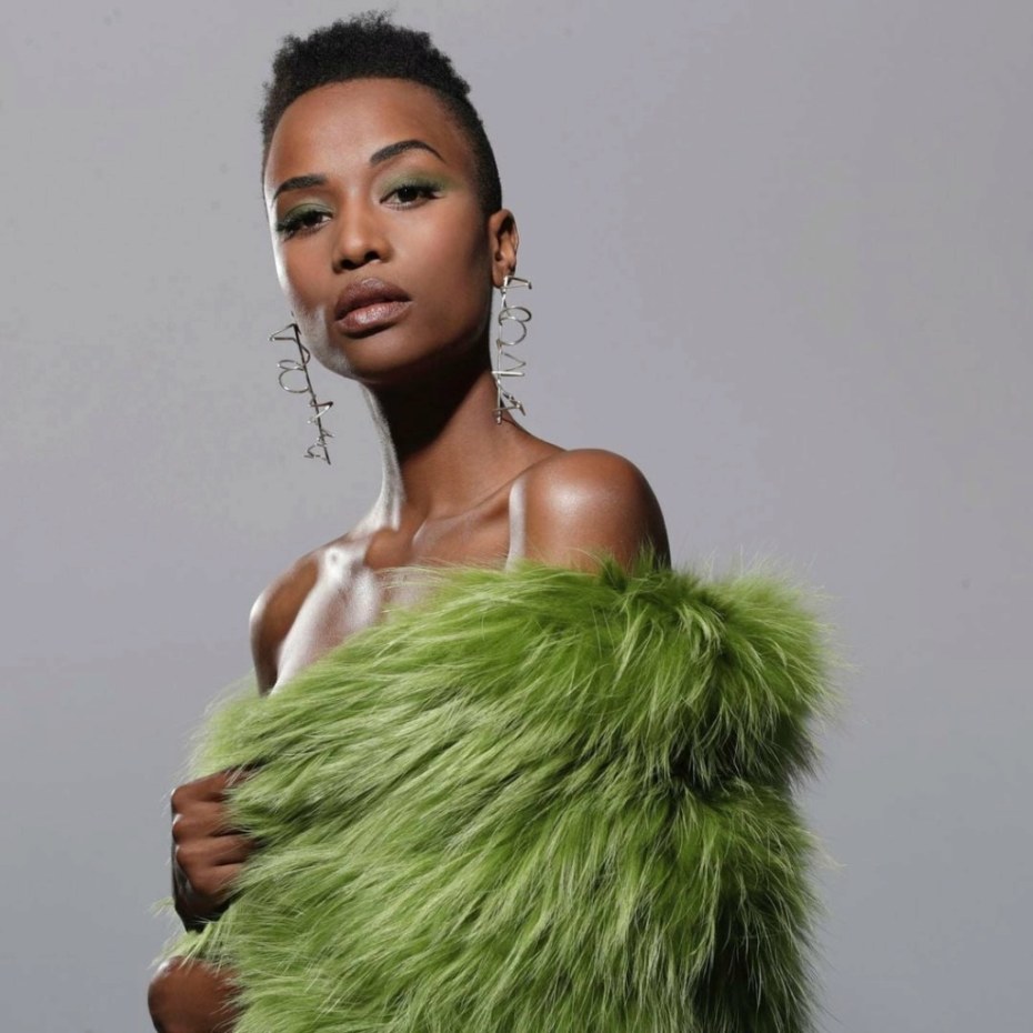 Зозибини Тунзи горячие фото