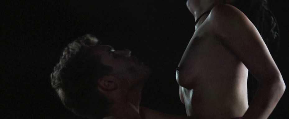 Зои Кравиц голая в кино