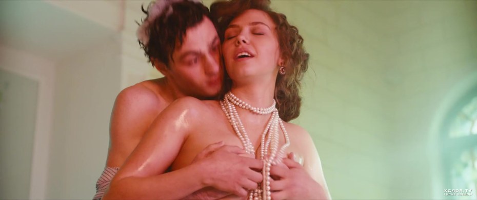 Таисия Вилкова голая в фильме Бендер