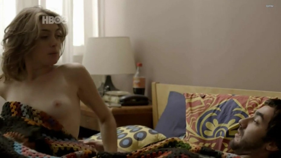 Джулиана Харкви сиськи