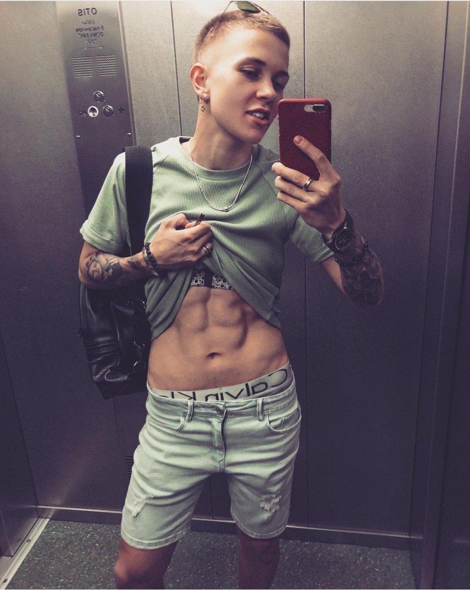 Ксения Милас 2022