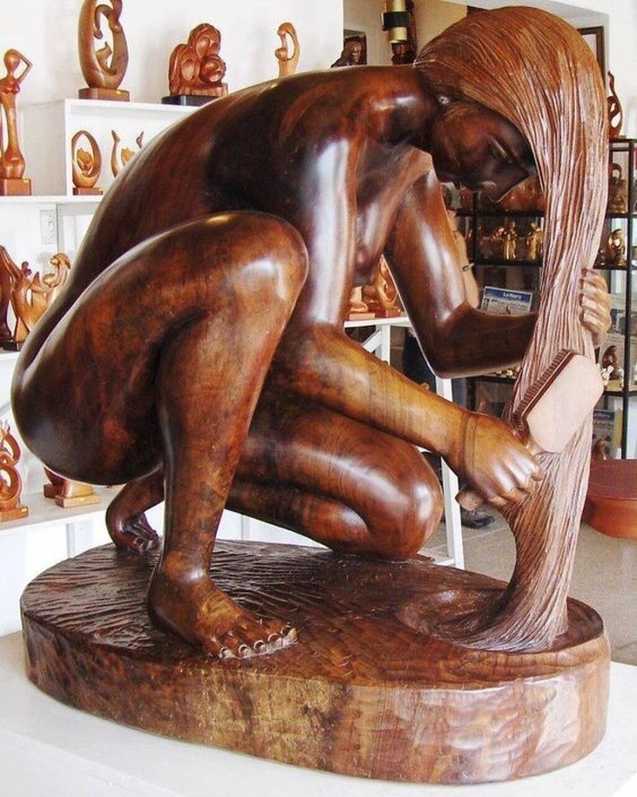 Эфрейм Родригез резьба по дереву