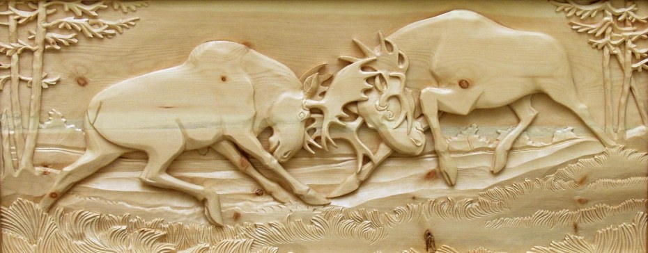 Лось барельеф