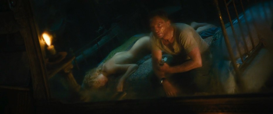 Голая Янина Студилина в фильме Сталинград