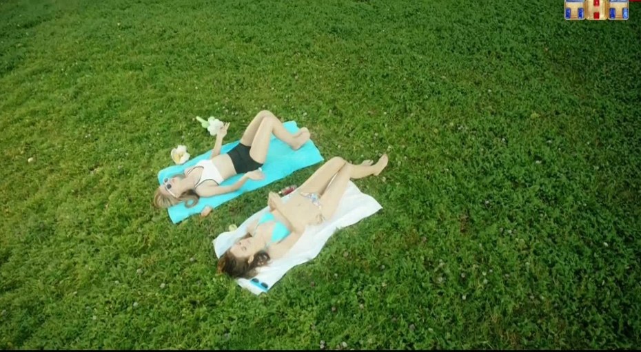 Дарья Руденок в фильме свингеры