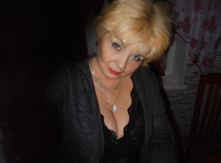 Пожилые женщины для встреч