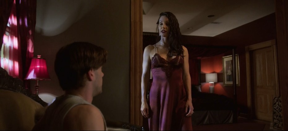 Кади Стрикленд голая в фильмах