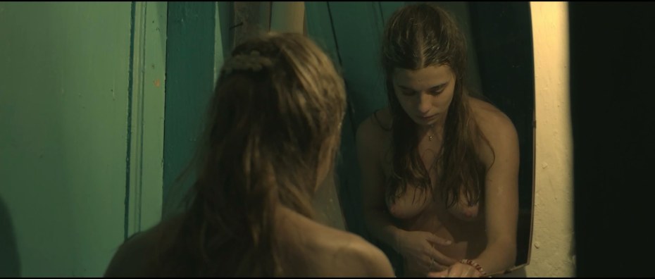 Эротические снимки Валерия Бурдужа