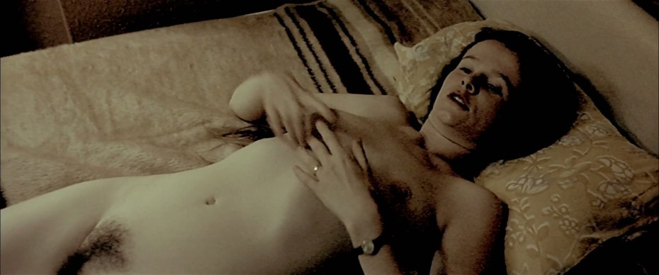 Актриса Эмили Уотсон ню