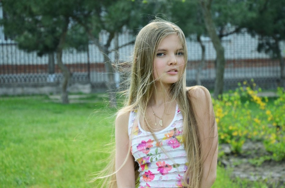 Залитые фотографии девушек