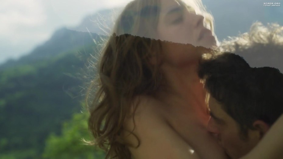 Марша Стрэссмен фото ню