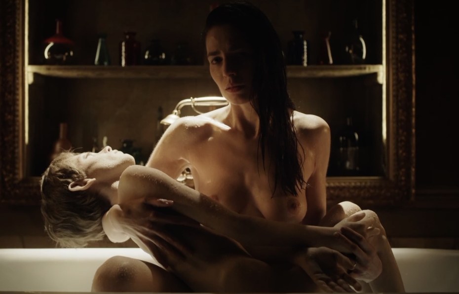 Юлия Снигирь голая в фильме