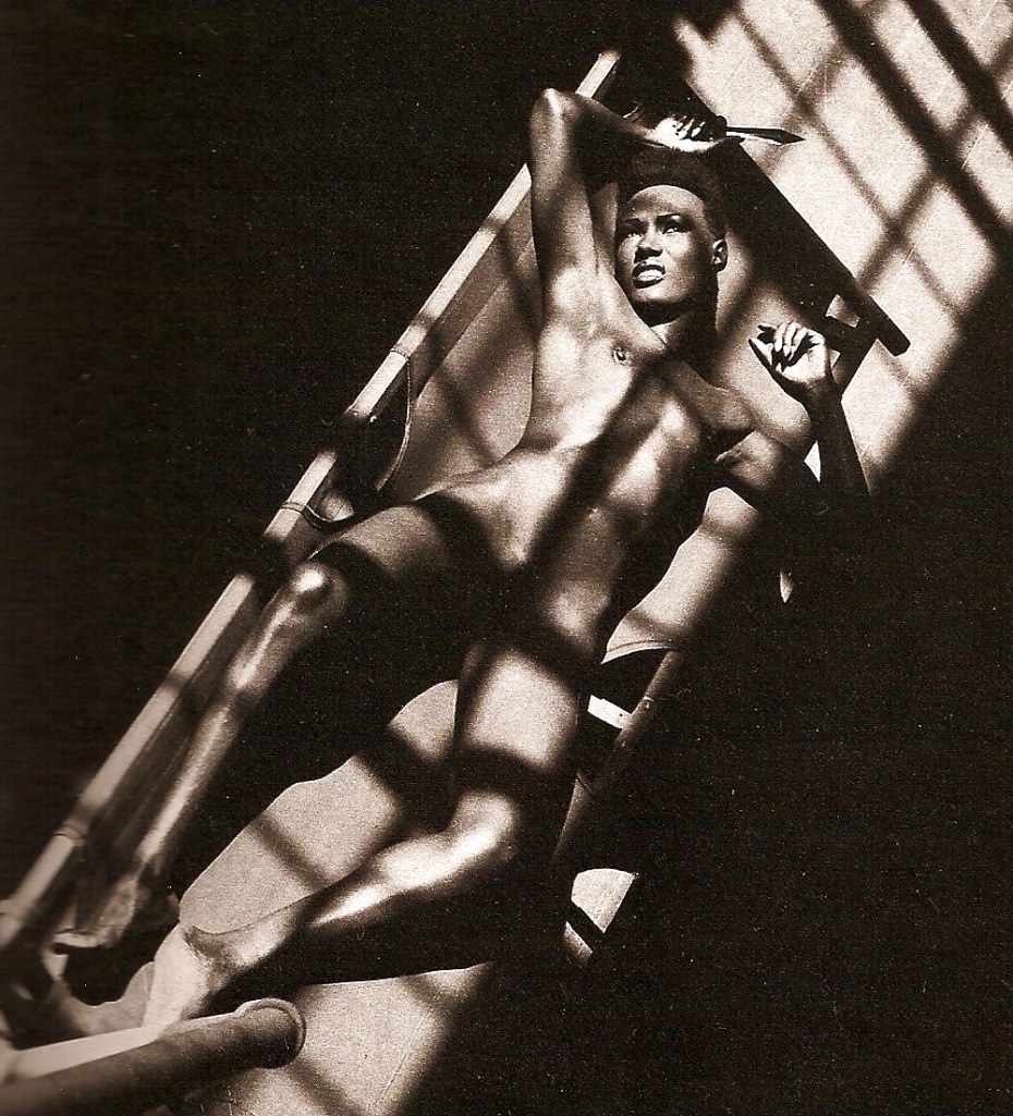 Беверли Грейс Джонс ххх