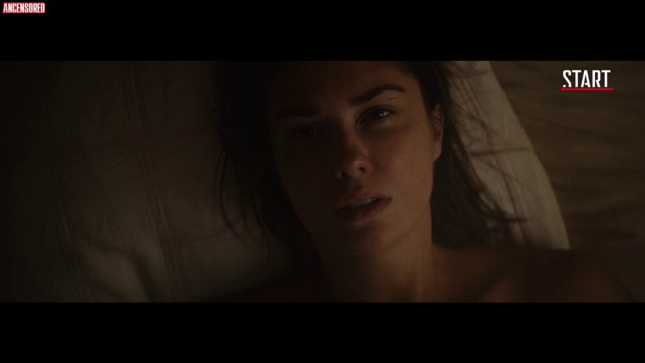 Агата Муцениеце горячие в Максим