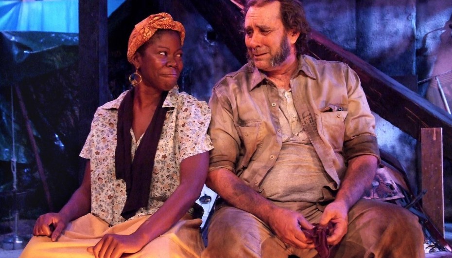 Джуланн Чиди Хилл Julanne Chidi Hill