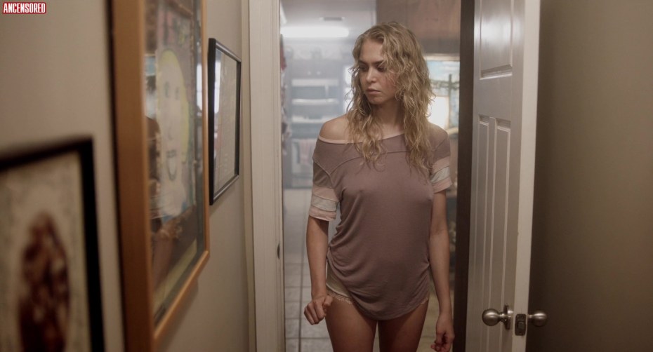 Билл Скарсгард эротические сцены