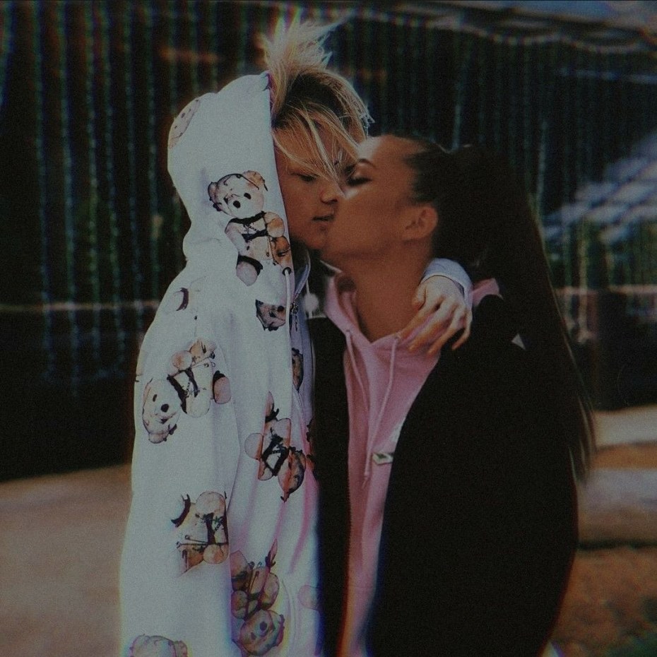 Валентина Карнаухова и Егор шип