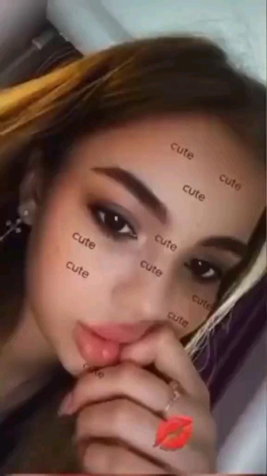 Валя Карнаухова тиктокерша