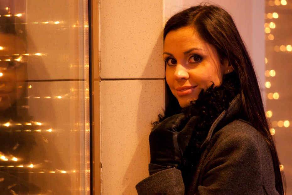 Наклейка - ангел и демон