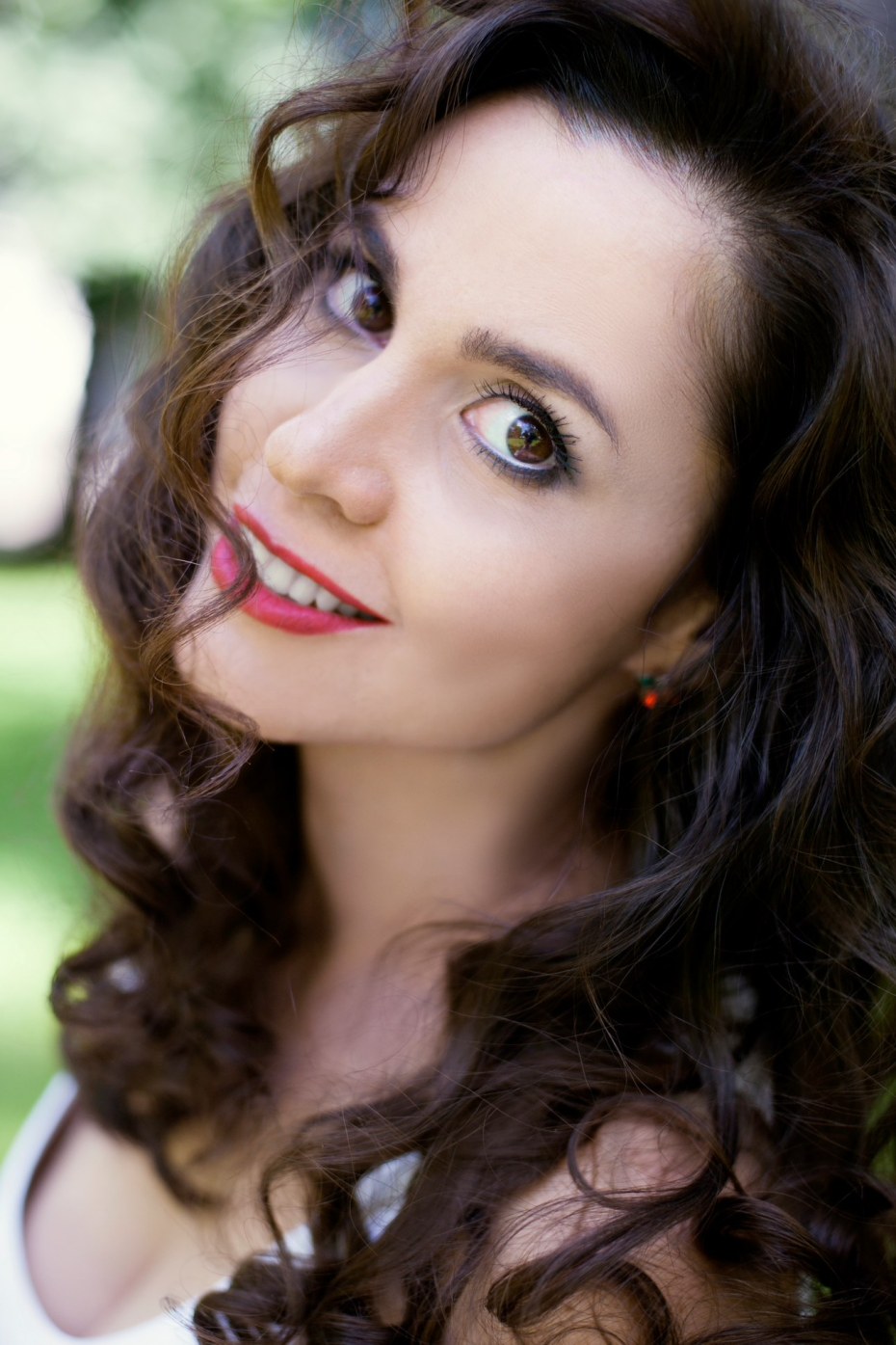 Ведущая Лейсан Дусаева