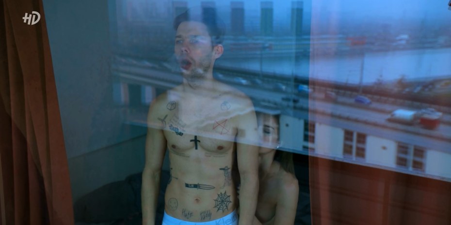 Голая актриса Изабель Лукас