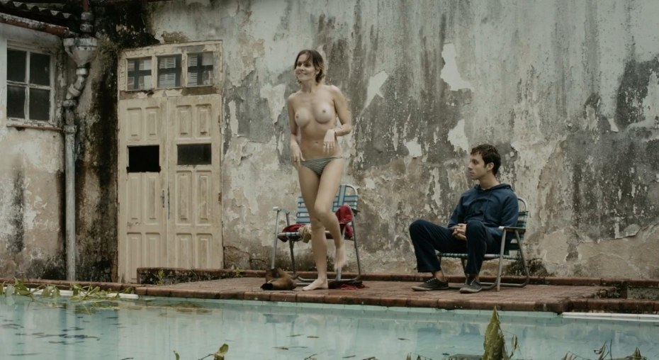 Дебора Секку сладкий яд скорпиона голая