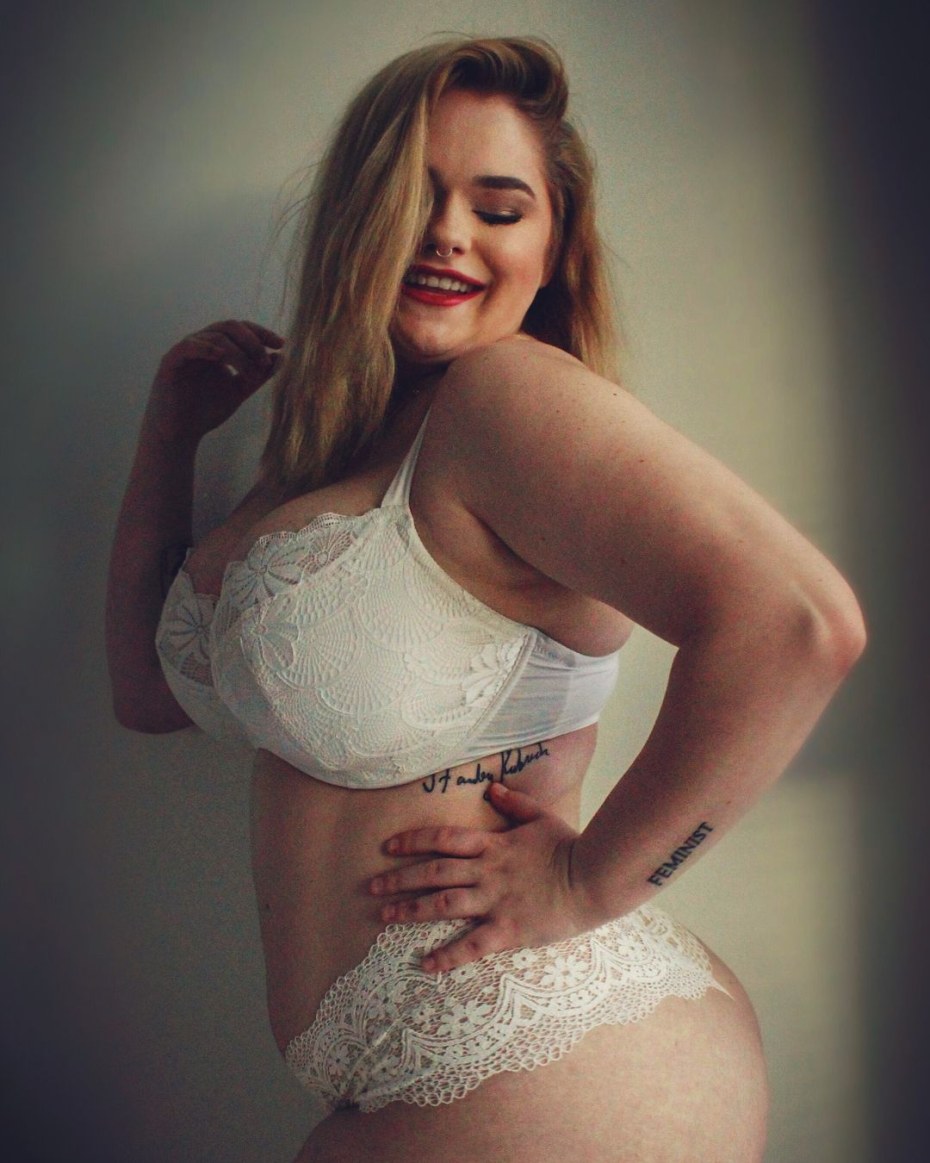 Лилиас Райт пышная