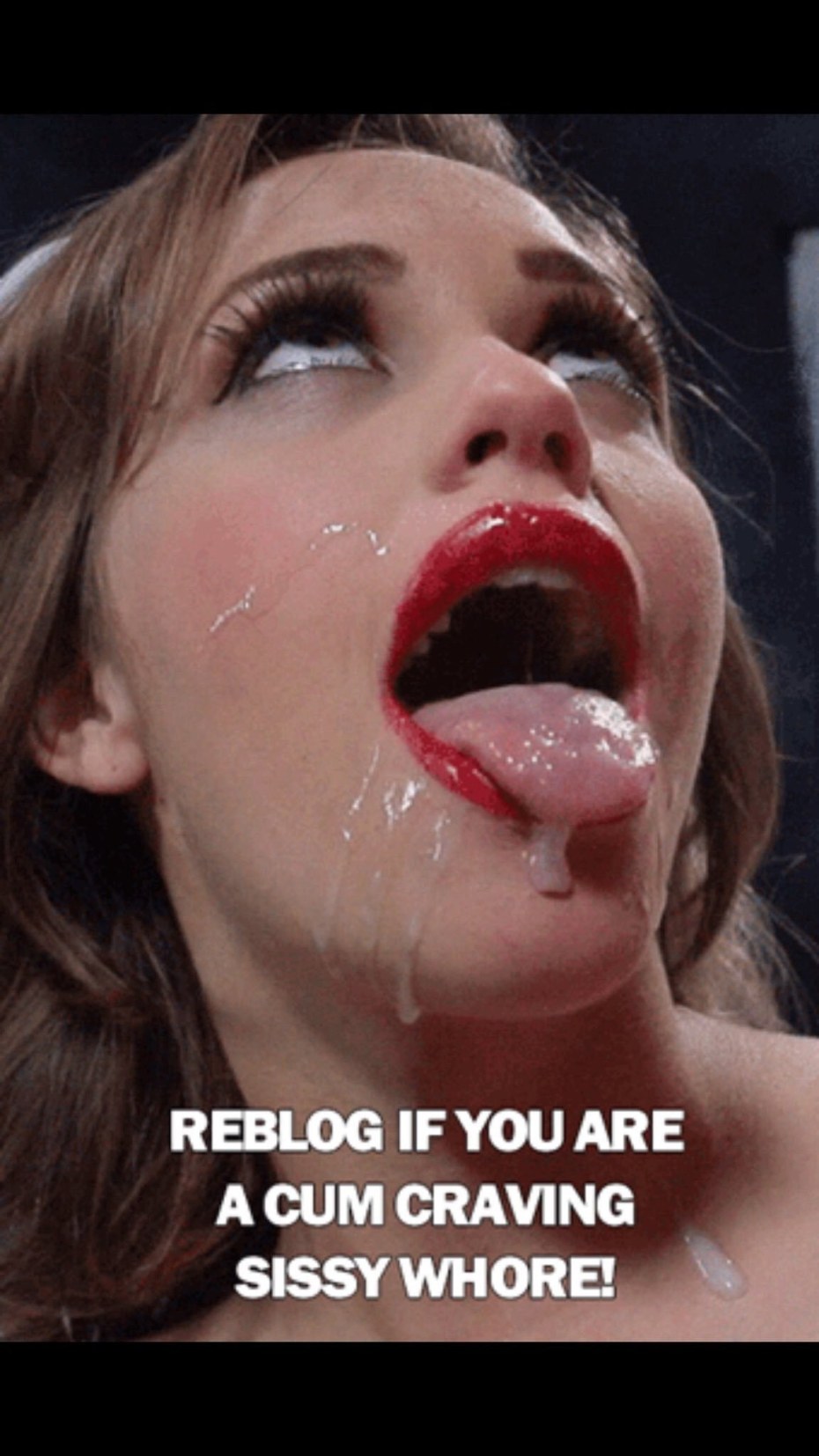 Красивым брюнеткам кончают в рот