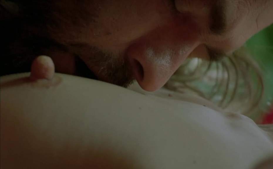 Порнозвезда Милла Йовович