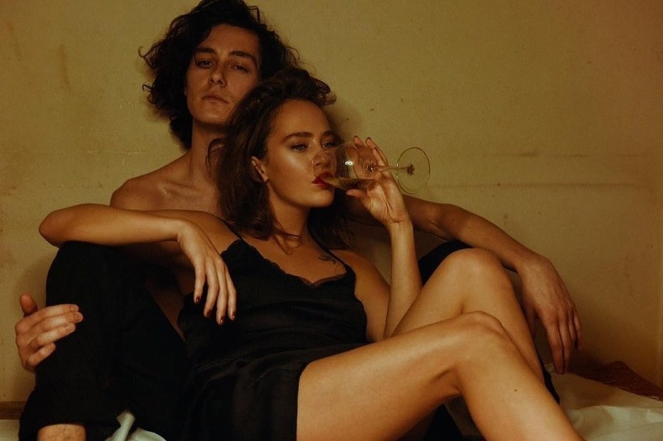 Аглая Тарасова грудь