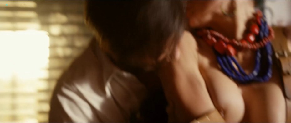 Актриса Полторак Виктория ню