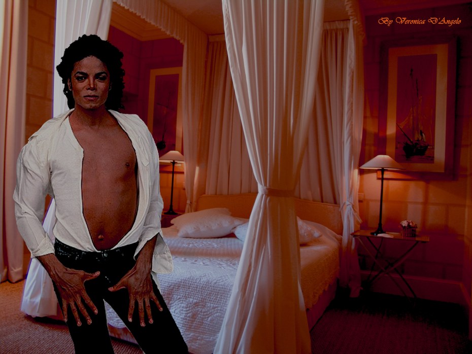 Майкл Джексон поцеловал фанатку