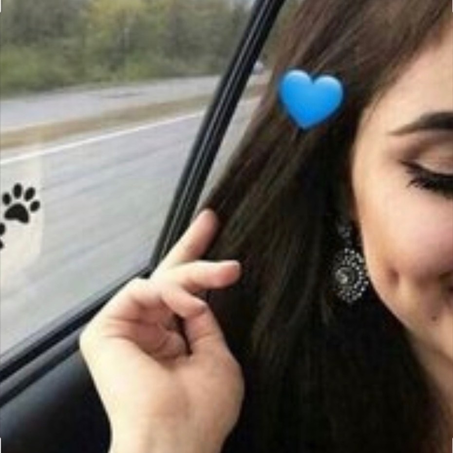 Ямочка на подбородке