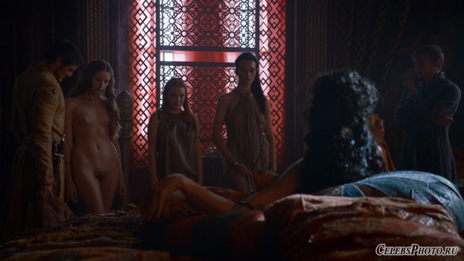 Josephine Gillan голая игра престолов