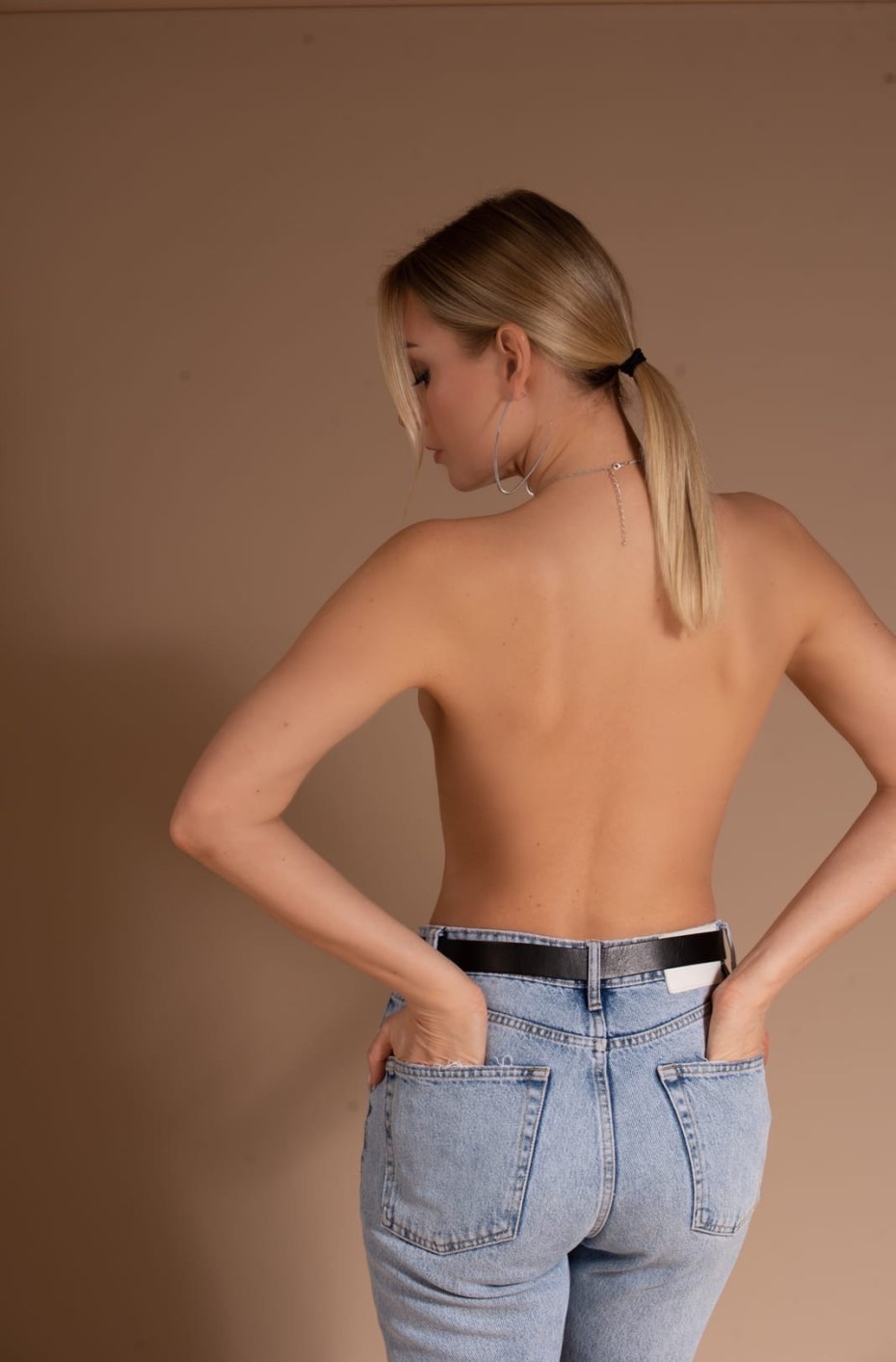 Крайнова Анастасия в купальнике