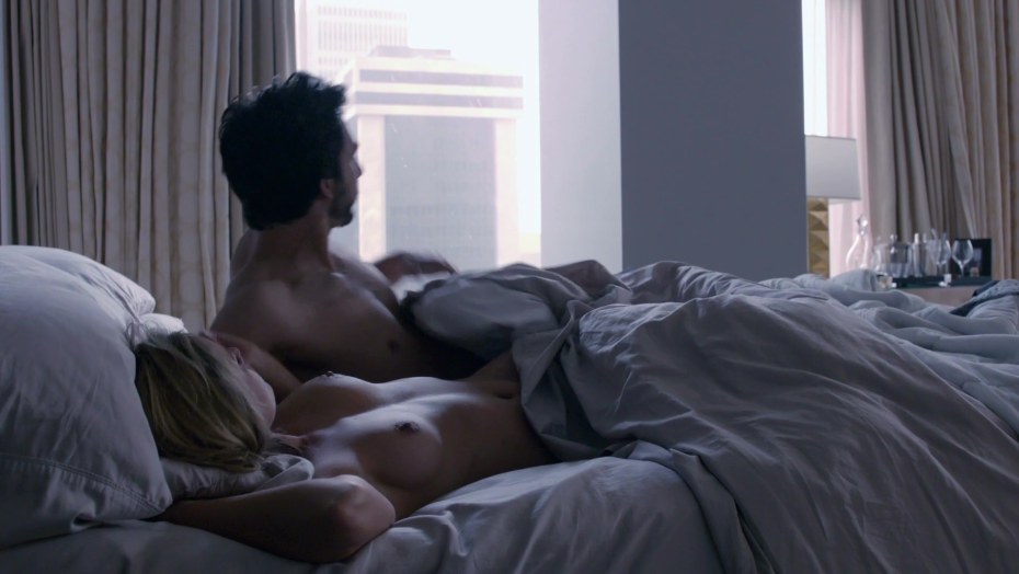 Брианна Браун голая зло внутри