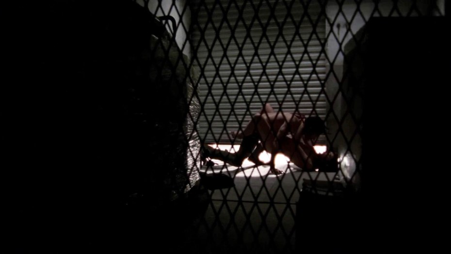 Лорен Коэн голая в фильмах гиф