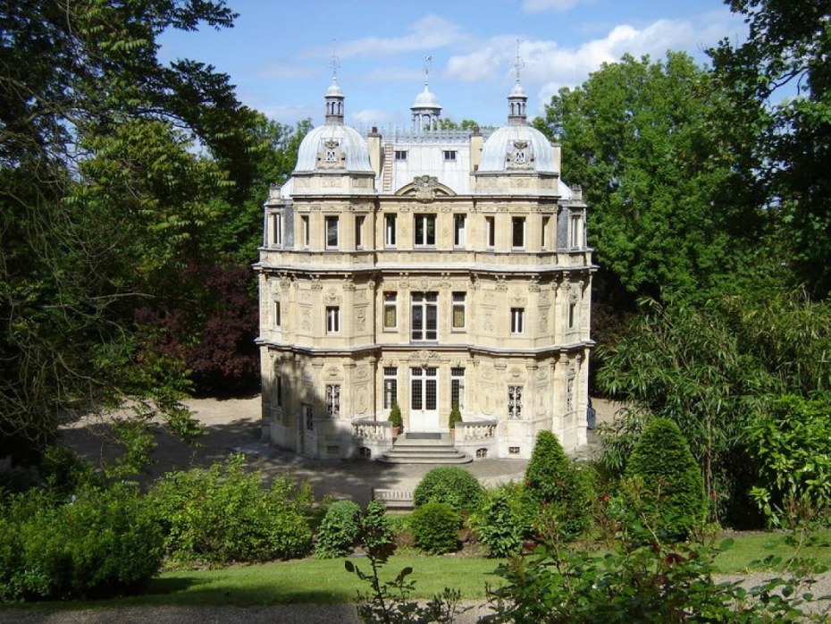 Замок Монте Кристо во Франции