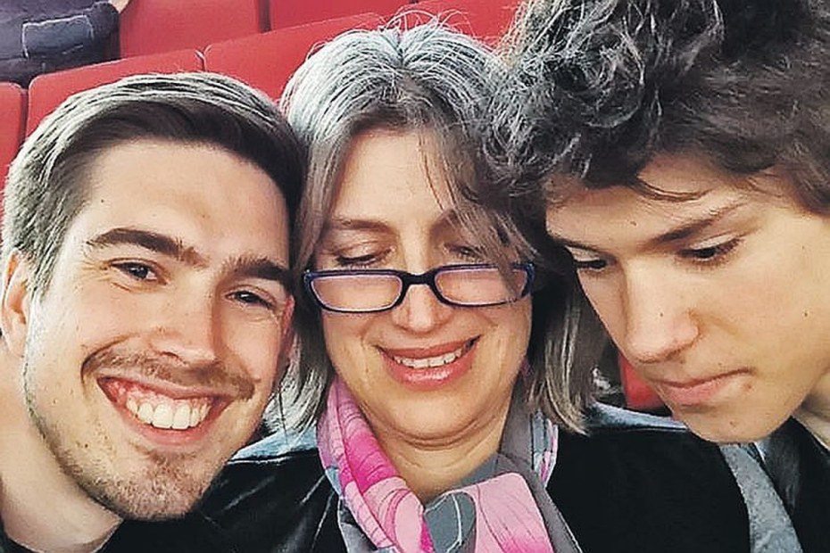 Лилиан Наврозашвили голая