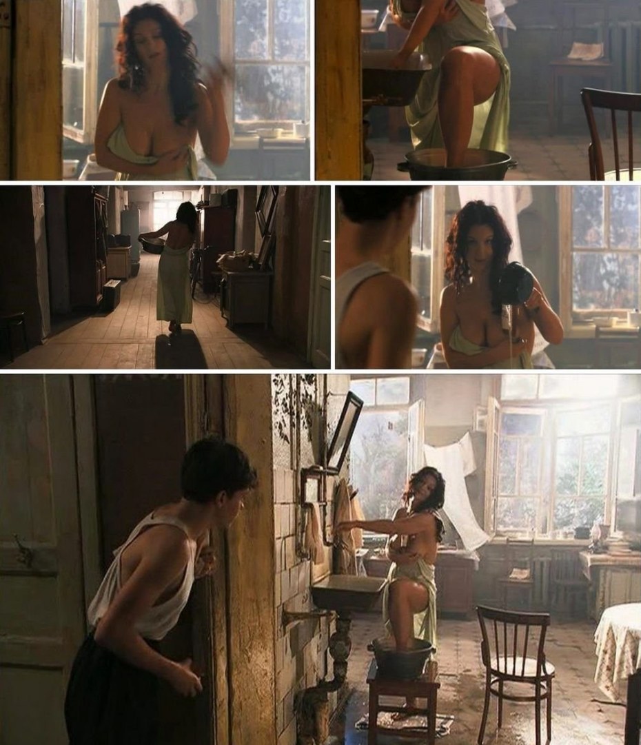 Екатерина Стриженова ню