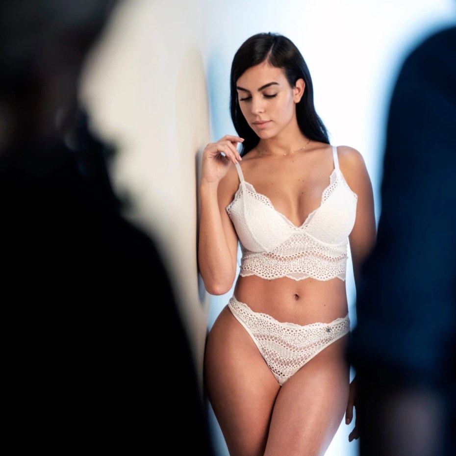 Джорджина Mazzeo