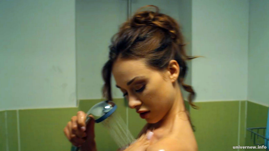 Универ новая общага Яна и Маша поцелуй