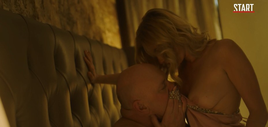 Вероника Мохирева топи горячие