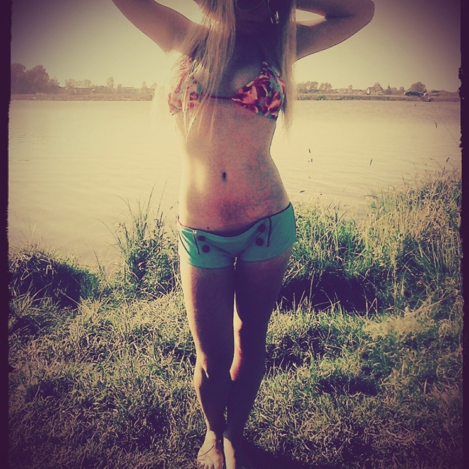 Голосовые помощники сири и Алиса